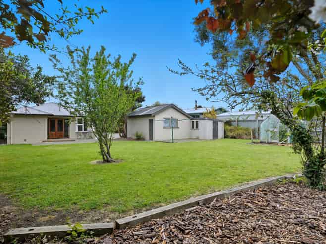 13 Gilbert Street, Amberley