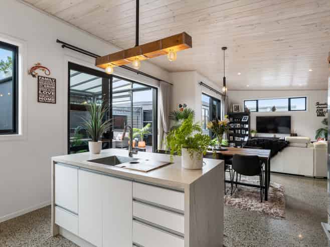204B Casement Road, Whangamata
