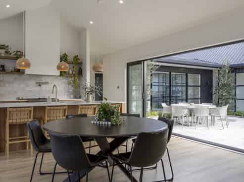 107 Harakeke Drive, Wharewaka