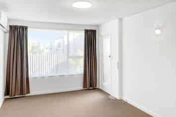 8/2 Fairview Road, Mount Eden