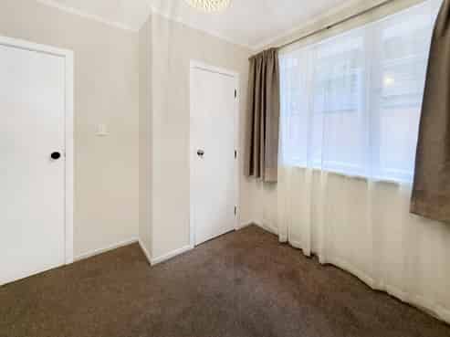 41 Bird Grove, Stokes Valley