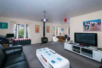 1/6 Altair Place, Windsor Park