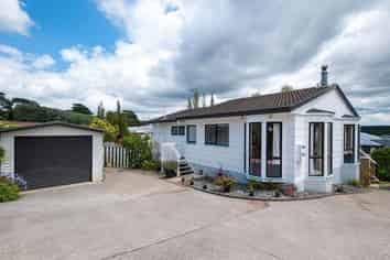 1/6 Altair Place, Windsor Park