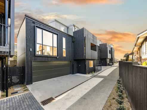 12B Kowhai Road, Campbells Bay