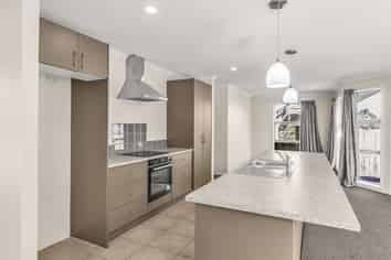 42a Peel Street, Westport