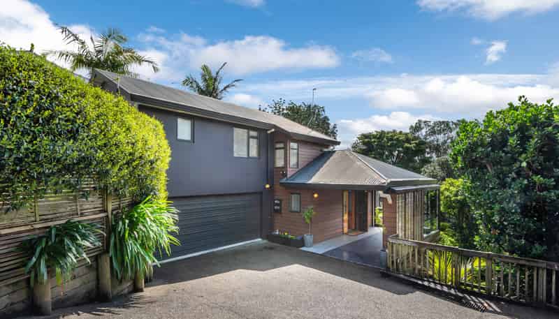 24A Seaview Avenue, Northcote