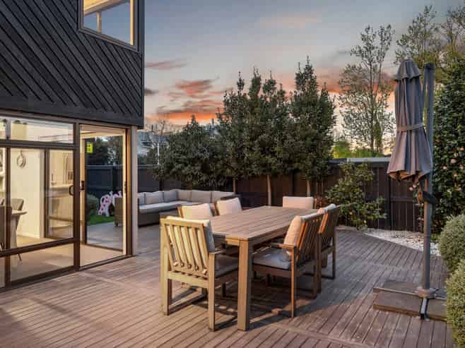 96 Rossall Street, Merivale