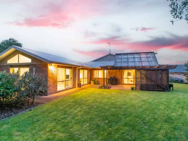 3 Quadrant Heights, Paraparaumu