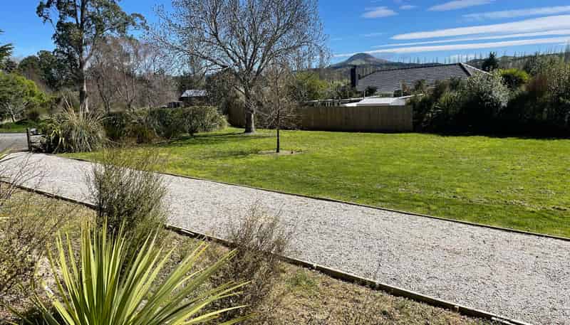 8 Kennard Crescent, KARITANE