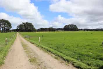 817 Rowan Road, Kaponga