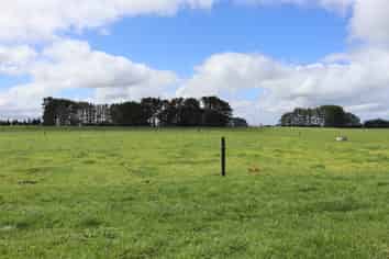 817 Rowan Road, Kaponga