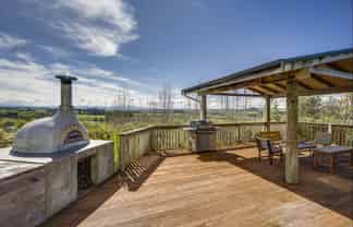 3641 State Highway 50, Maraekakaho
