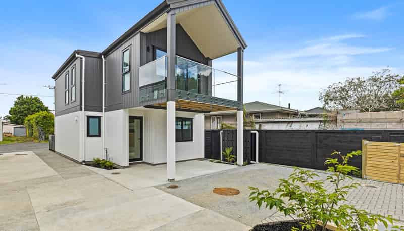 2/27 Bernard street, Mount Wellington