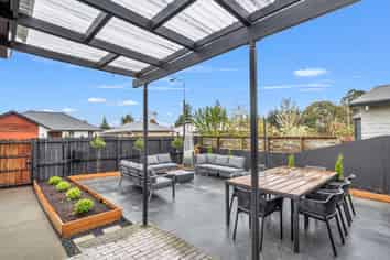 22 Russell Avenue, Allenton