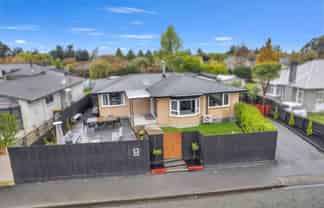 22 Russell Avenue, Allenton