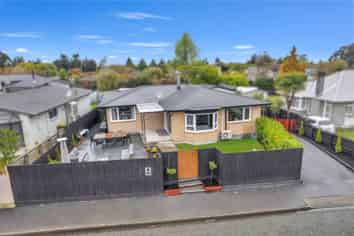 22 Russell Avenue, Allenton