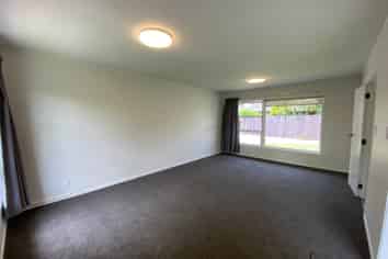 25 Beaumaris Way, Conifer Grove