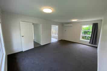 25 Beaumaris Way, Conifer Grove