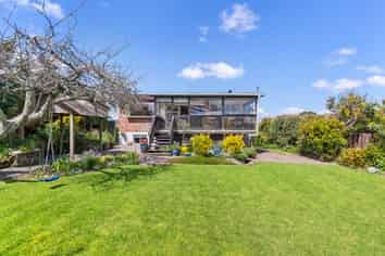 12 Miramar Place, Pakuranga Heights