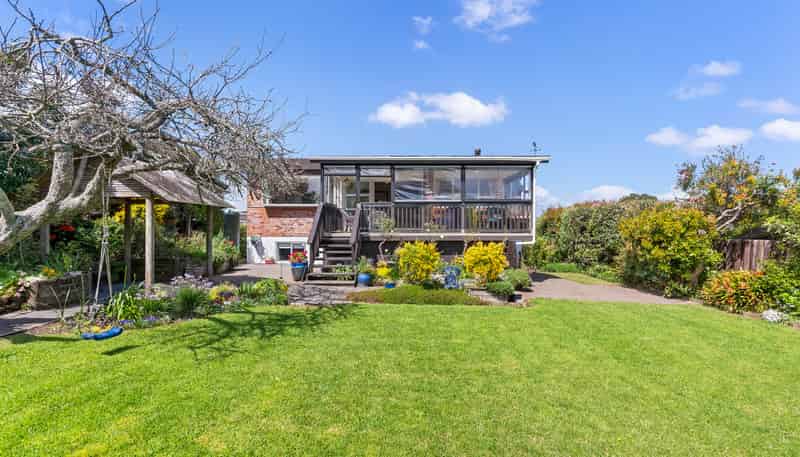 12 Miramar Place, Pakuranga Heights