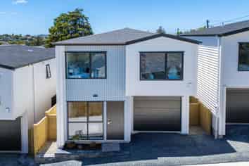 21C Barron Drive, Green Bay