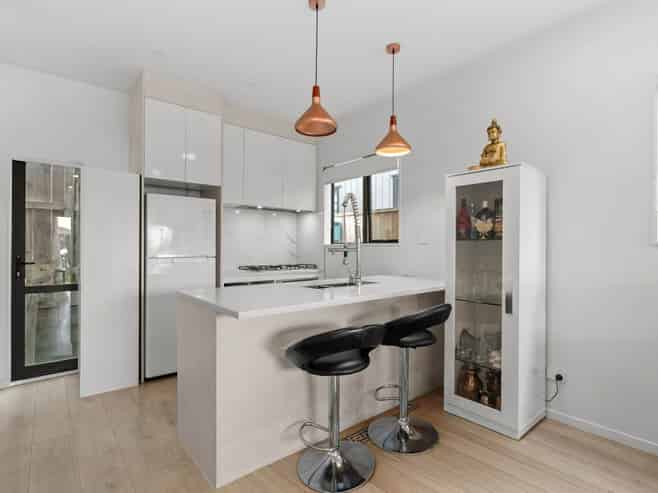 2 Christella Street, Flat Bush