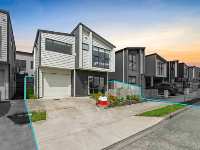 2 Christella Street, Flat Bush