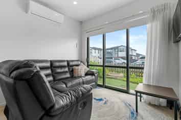 2 Christella Street, Flat Bush