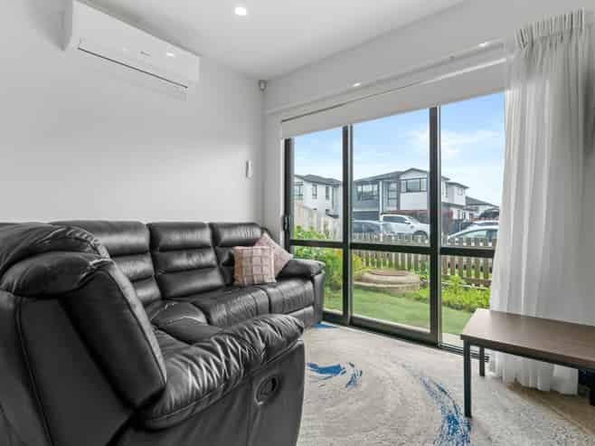 2 Christella Street, Flat Bush