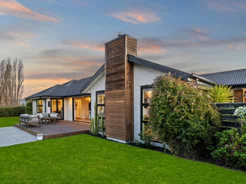 32 Bronco Drive, Aidanfield