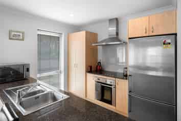 1/335 Main South Road, Hornby