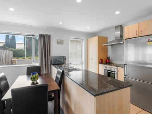 1/335 Main South Road, Hornby