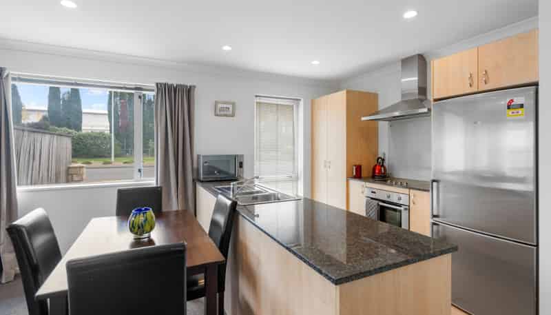 1/335 Main South Road, Hornby