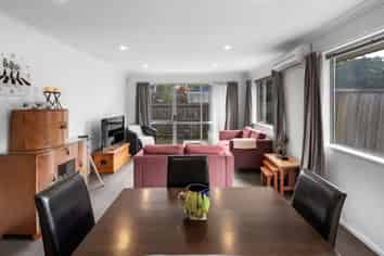 1/335 Main South Road, Hornby