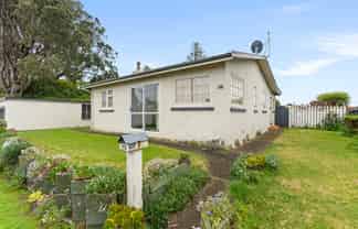 15 Taupata street, Castlecliff