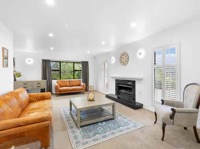 113 John F Kennedy Drive, Milson