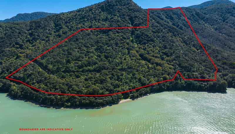 Lot 2 Kenepuru Head, Black Rock