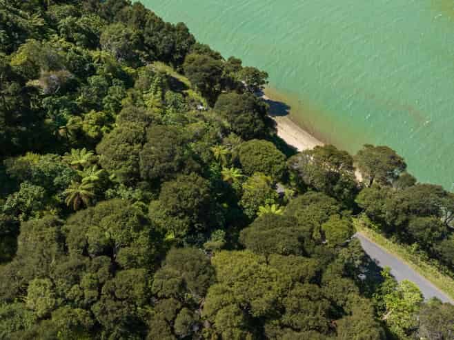 Lot 2 Kenepuru Head, Black Rock