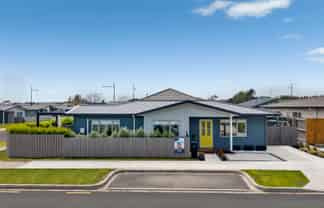 30 Whareatua Avenue, Takanini