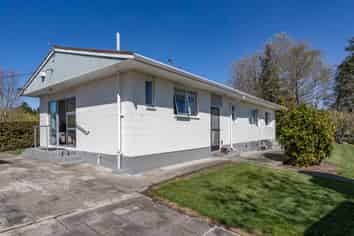 1764 Cust Road, Cust