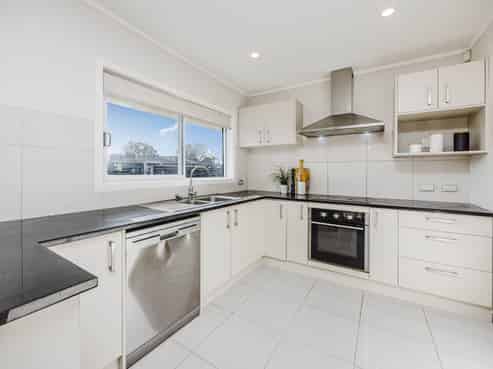2/30 Calvert Avenue, Mangere East