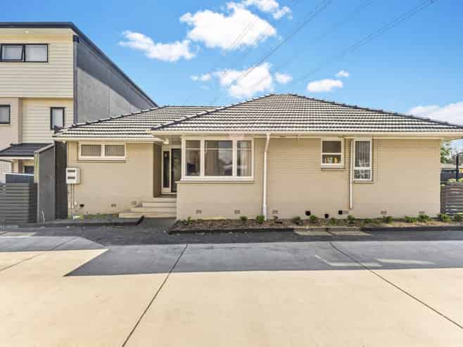 2/30 Calvert Avenue, Mangere East