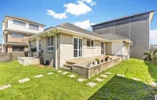 2/30 Calvert Avenue, Mangere East