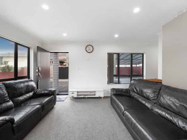 65A Hillside Road, Papatoetoe