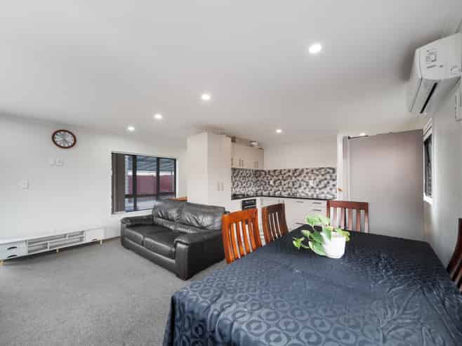 65A Hillside Road, Papatoetoe