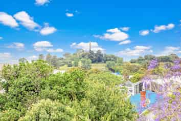 2/12 King Edward Avenue, Epsom