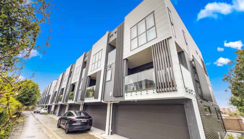 7/12 King Edward Avenue, Epsom