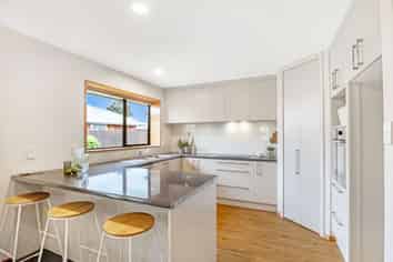 10 Innisfree Place, Northwood