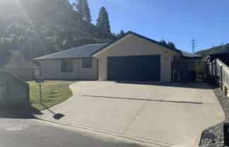4 Tindle Place, The Brook