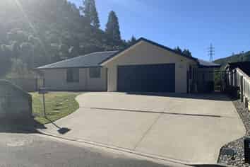4 Tindle Place, The Brook